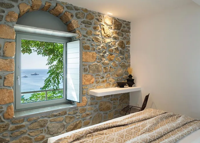 Trinitas Mare Psarou Pszarú